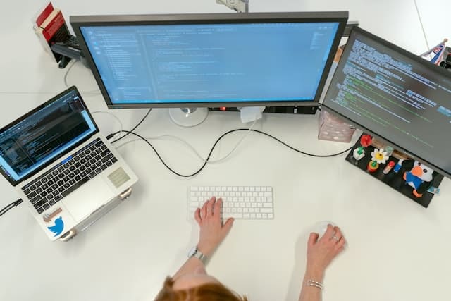  How to solve global IT problems using software engineering